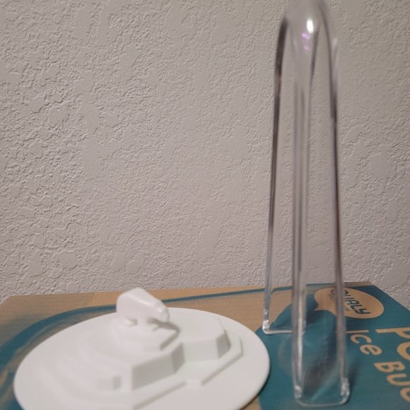 Ice Bucket by Qualy Designs - Picture 14 of 15